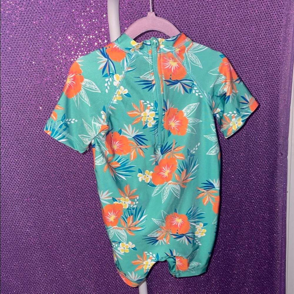 USED First Impressions Kids Rashguard Floral